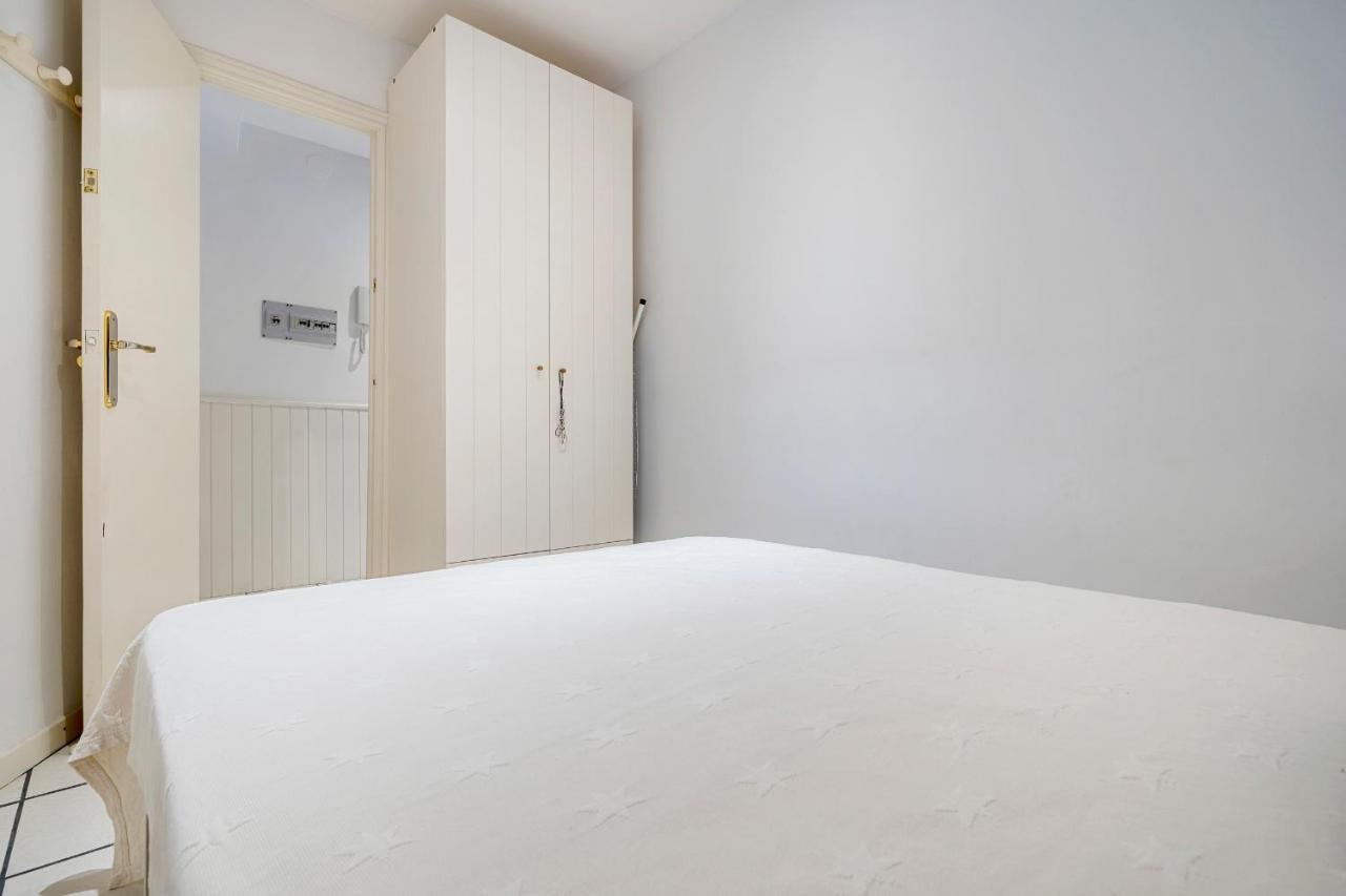 Hauzify I Apartament Capellans Salou Esterno foto